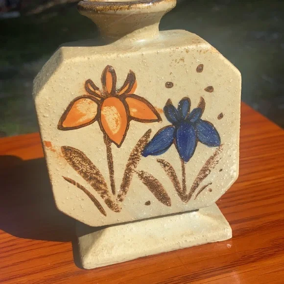 Vintage 💐 MCM Stoneware 70’s Small Floral Bud Vase Kitschy Home Accent Decor - Picture 11 of 16